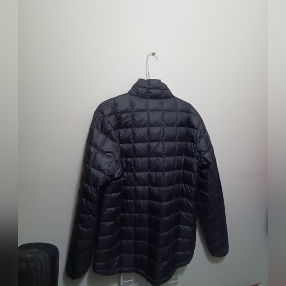 Helly Hansen Ladies Jacket No Hood, Very Light weight & Insulated XL - Picture 5 of 8